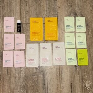 Good Molecules Skincare Bundle